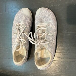 NWOB Merrell Trail Glove 5 women’s size 7